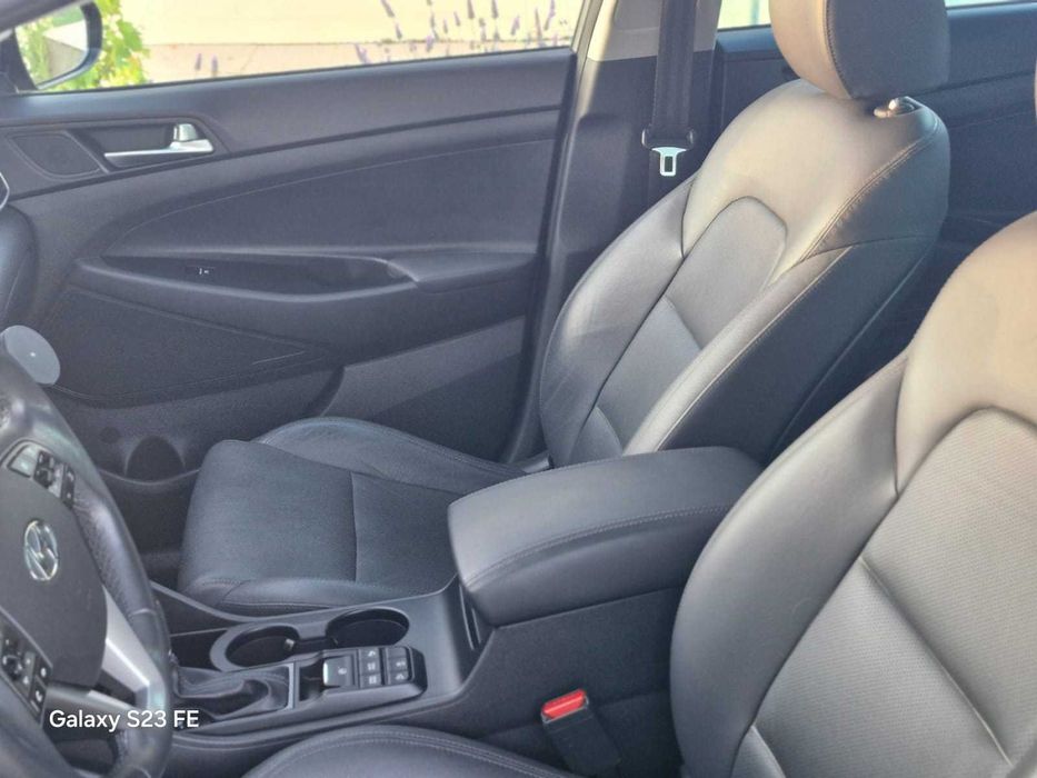 Hyundai Tucson 1.6 CRDi , Premium+Pele, DCT