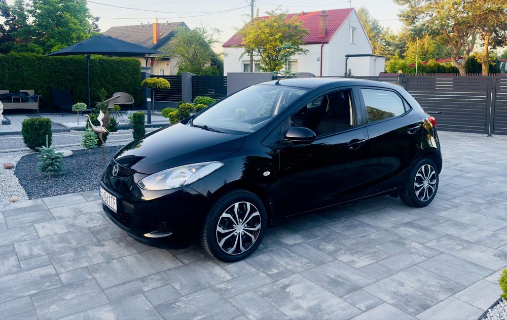 Śliczny Japończyk Od Kobiety Mazda 2 Mały Przebieg Salon Pl Klima Wyposażony Mogę Zamienić Zobacz