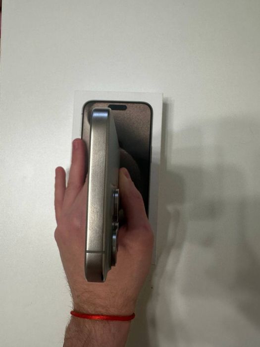 iPhone 15 Pro Max 256gb Natural Titanium Neverlock  +NanoSIM