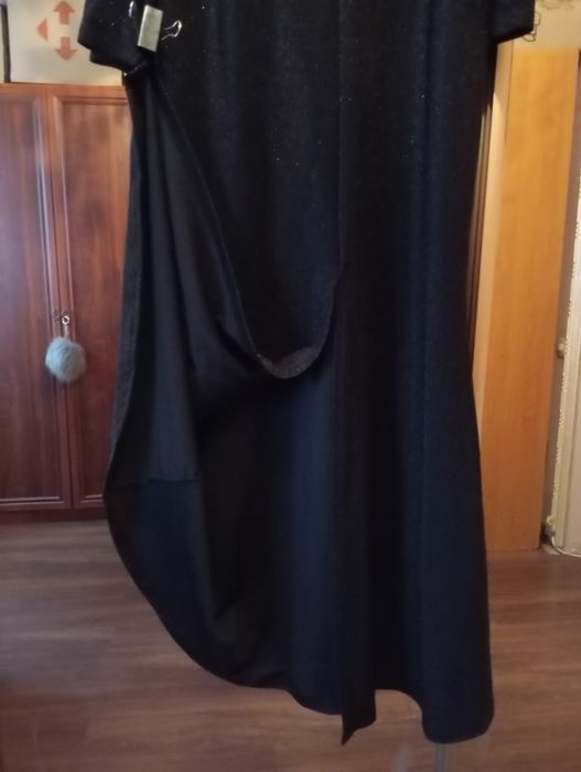 Вечірня сукня- сяюча рибка