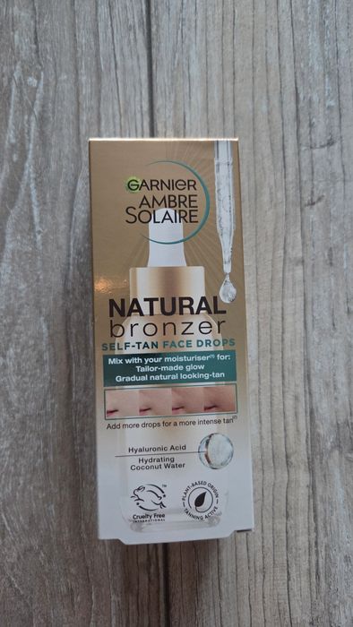 Garnier Ambre Solaire Natural Bronzer kropelki samoopalające do twarzy