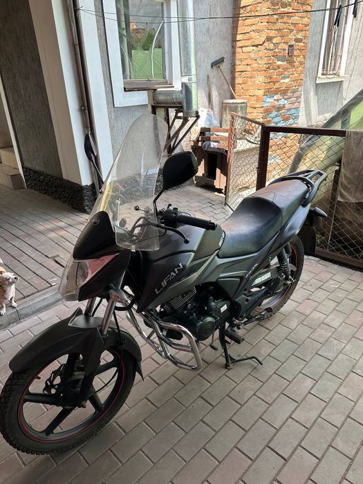 Мотоцикл Lifan 150-2E