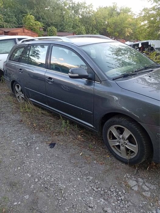 Разборка Toyota Avensis t25 Toyota Corolla Verso E12 2.0 d4d 2004-2009 Toyota Corolla e11 2001