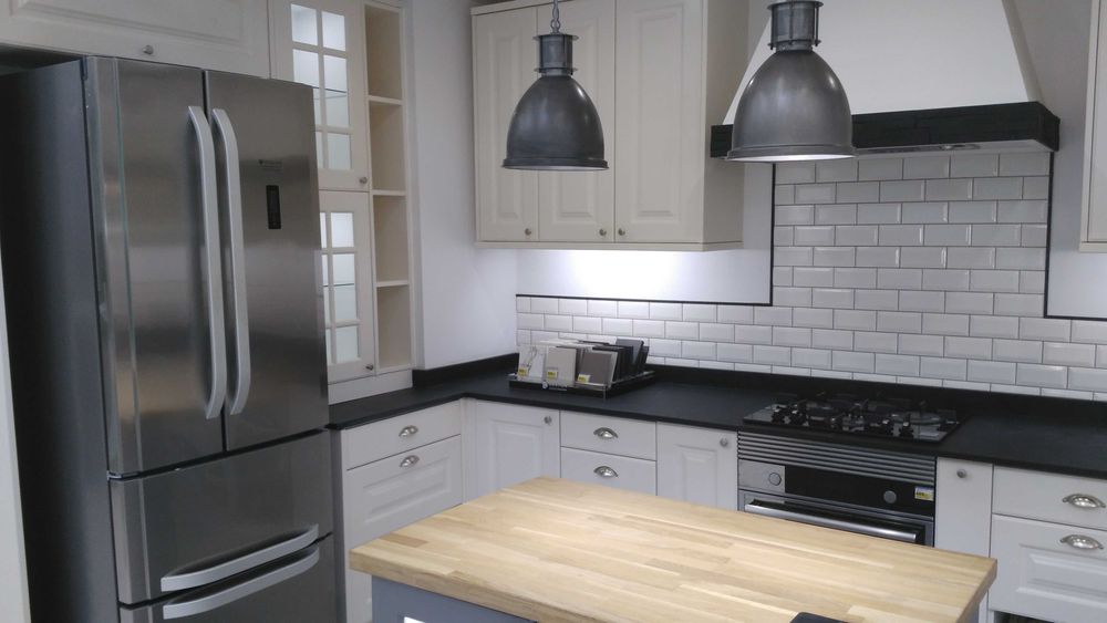 Casas Pré-fabricadas & estruturas Metálicas