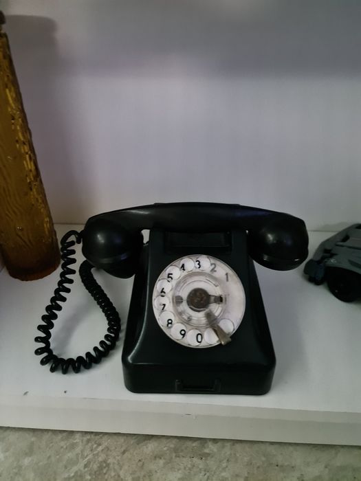 Stary telefon RWT Mb-59