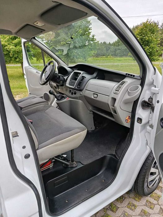 Opel vivaro 2011