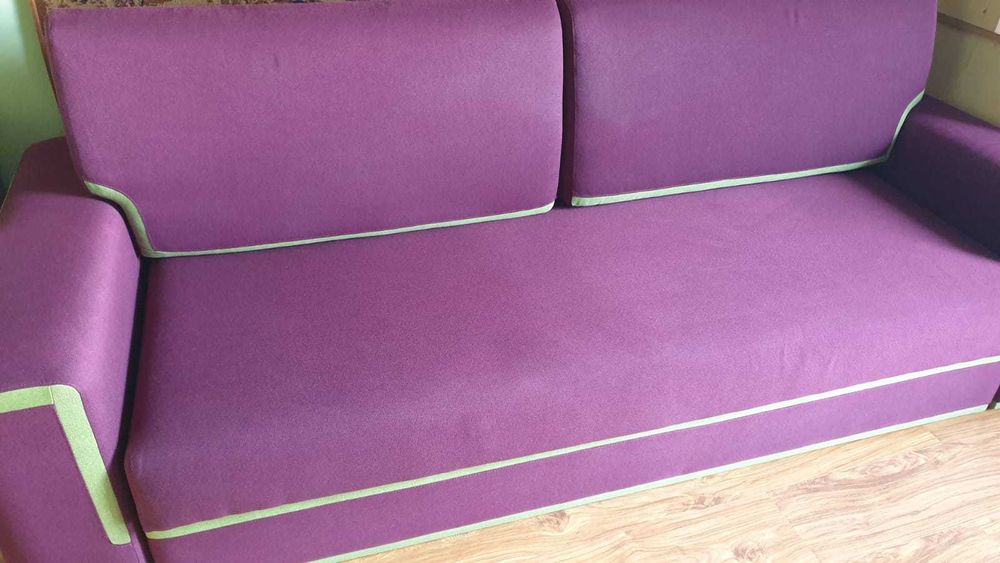 Używana sofa z pojemnikiem, rozkładana z funkcją spania