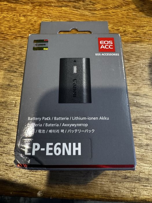 Canon EOS R, pełna klatka, zestaw, jak nowy!