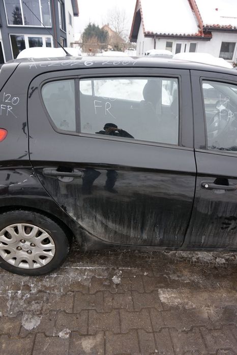 DRZWI TYLNE PRAWE I20 I 5D HB FR  CZARNY HYUNDAI 2008-2012