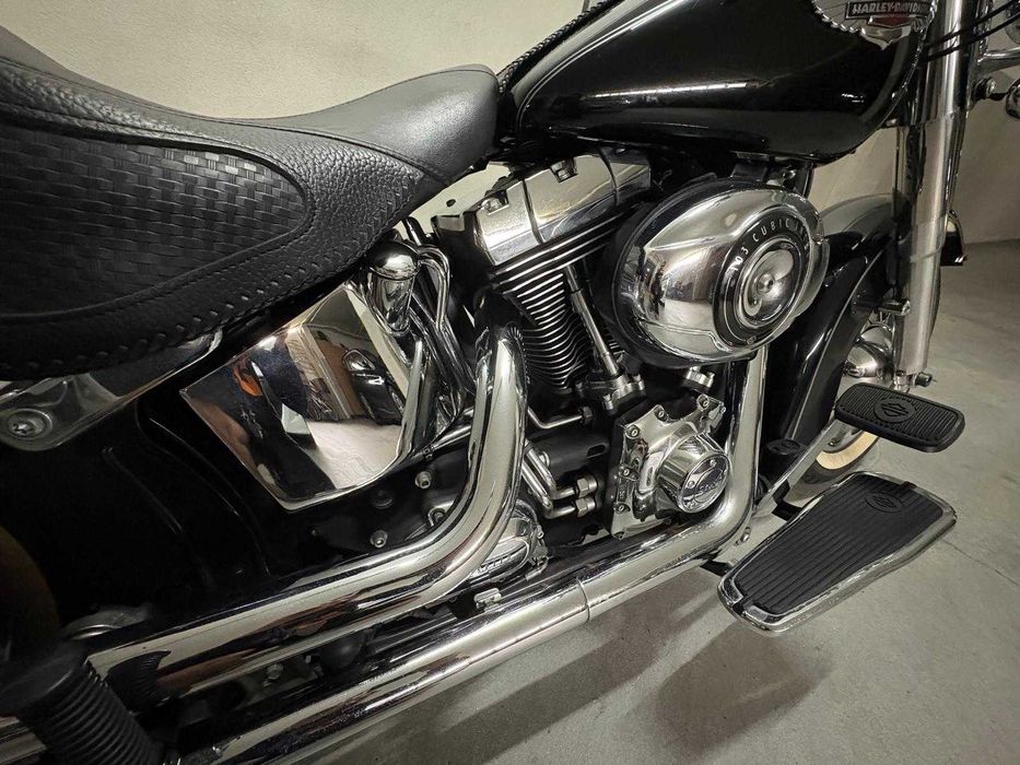 Harley-Davidson Softail Deluxe, ano 2012, com 22.500 km