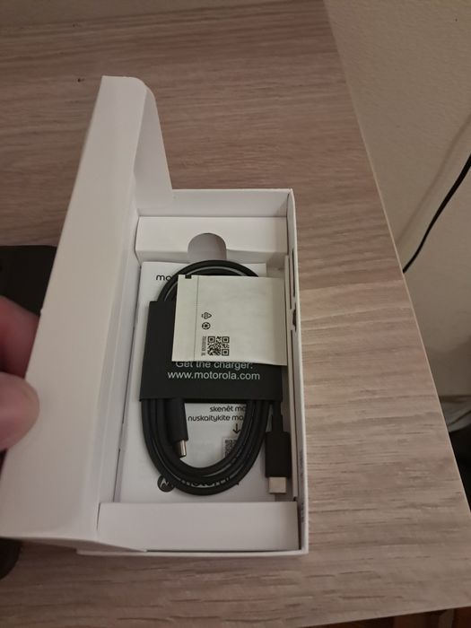 MOTOROLA G77 novo