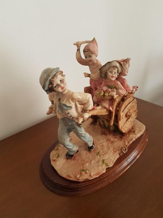 Estatueta  de Marfinite Vintage