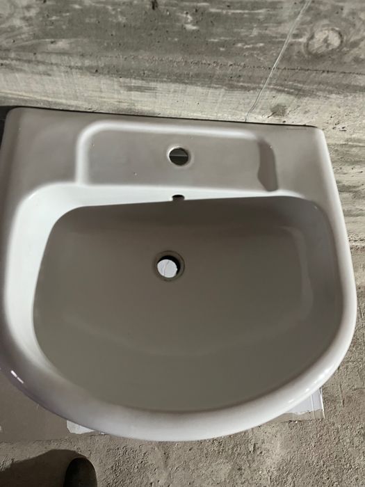 Lavatorio com coluna