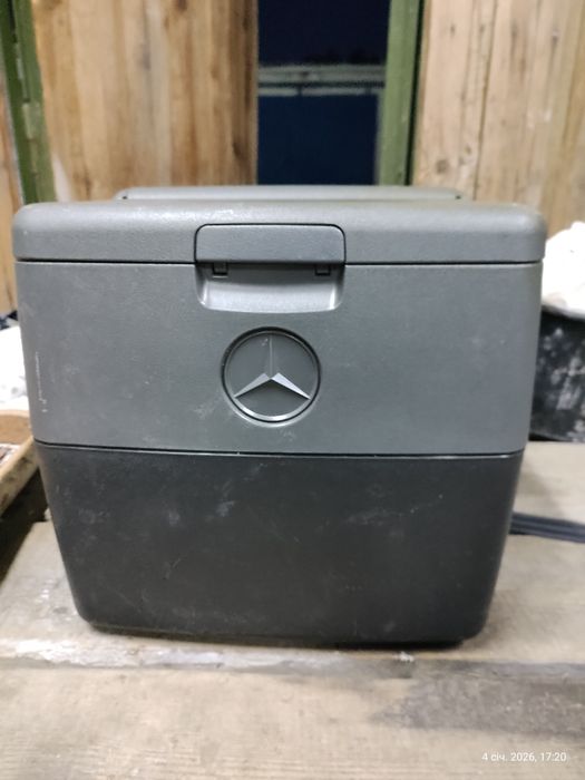 Холодильник мерседес Mercedes B66560300