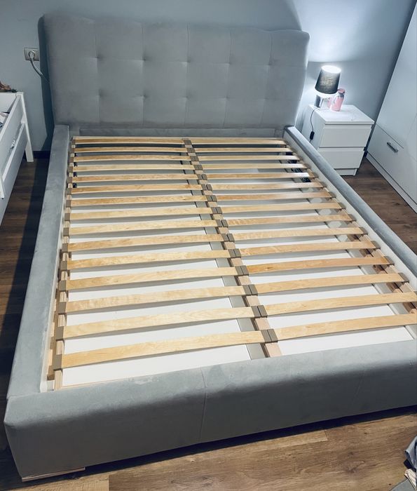 Łóżko tapicerowane  160x200