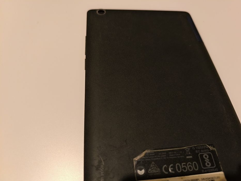 Tablet Lenovo TB3-850M