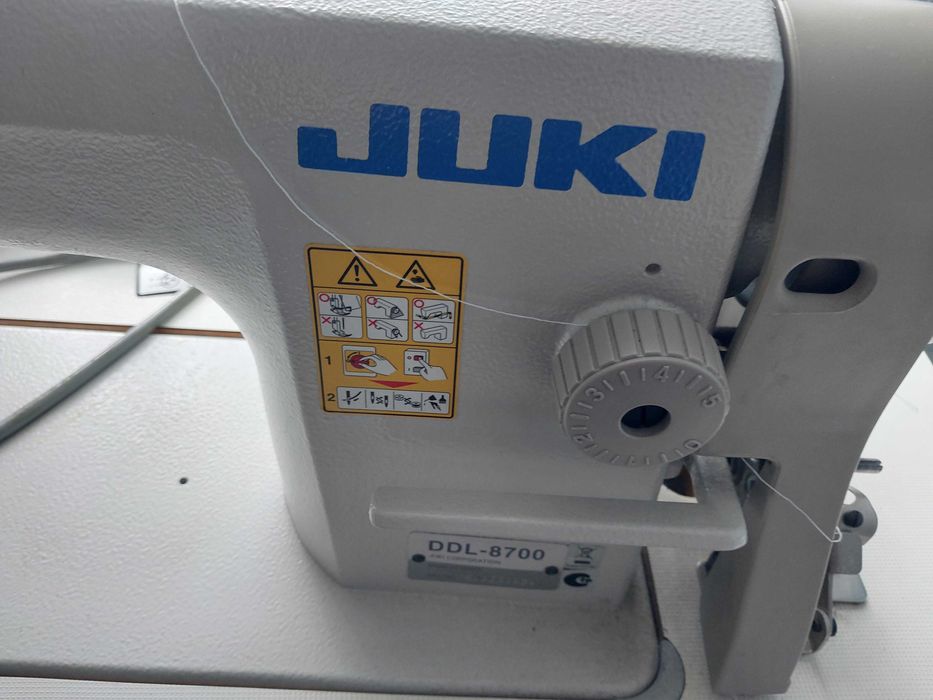 Maszyna do szycia JUKI DDL-8700