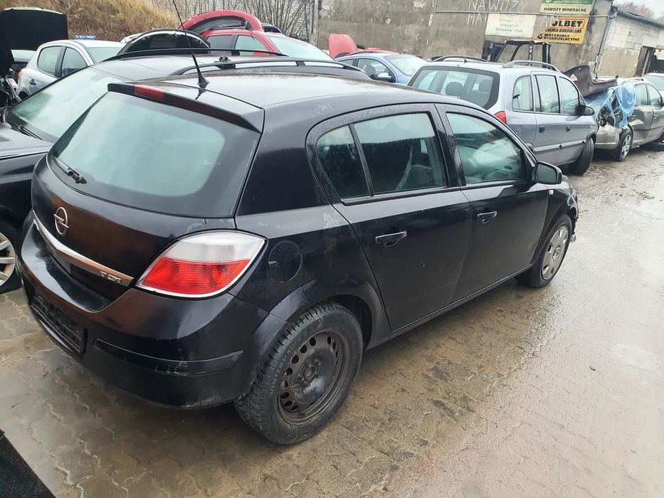 opel astra H Z20R maska zderzak lampa grill błotnik drzwi zbiornik paliwa szyba lusterko klamka