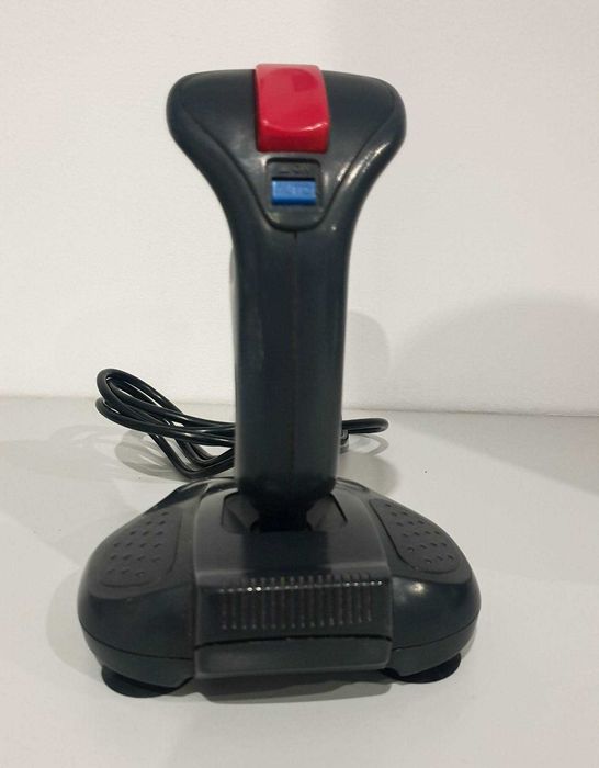 Joystick QuickShot QS-130F - stan nieznany Amiga Commodore