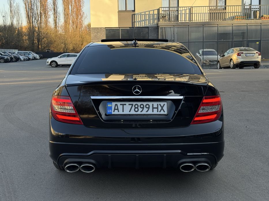 Mercedes-Benz C-Class 2014 VIN WDDGF8AB9EA945872 фото оголошення 5 з 19