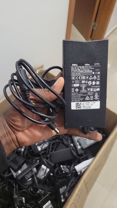 DELL latitude E7470 i5-6300U/8GB/256SSD/Win 10/ 130€ /Com Garantia64738934502019122