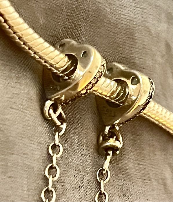 Srebrny stopper, serca, cyrkonie