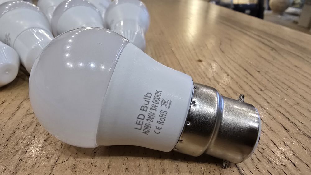 10 żarówek LED Bulb AC100-250V 3W 6000K zimna biel
