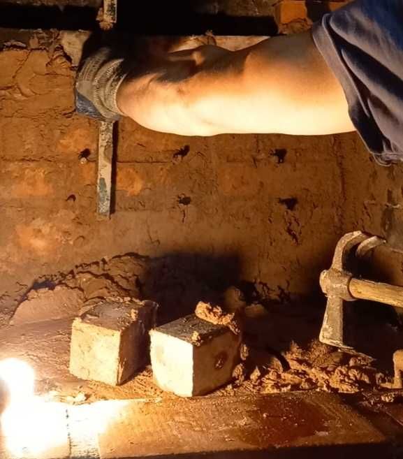 Pedreiro e ladrilhador polivalente