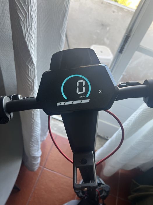 Vendo trotinete eletrica
