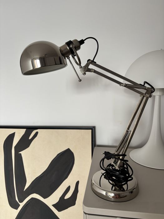 Lampka IKEA srebrna jak nowa