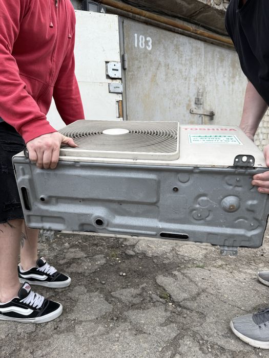 Продам кондиціонер Toshiba RAS-13UAH-ES4