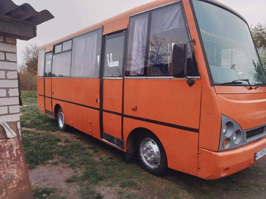 Продам абтобус Іван 2010року
