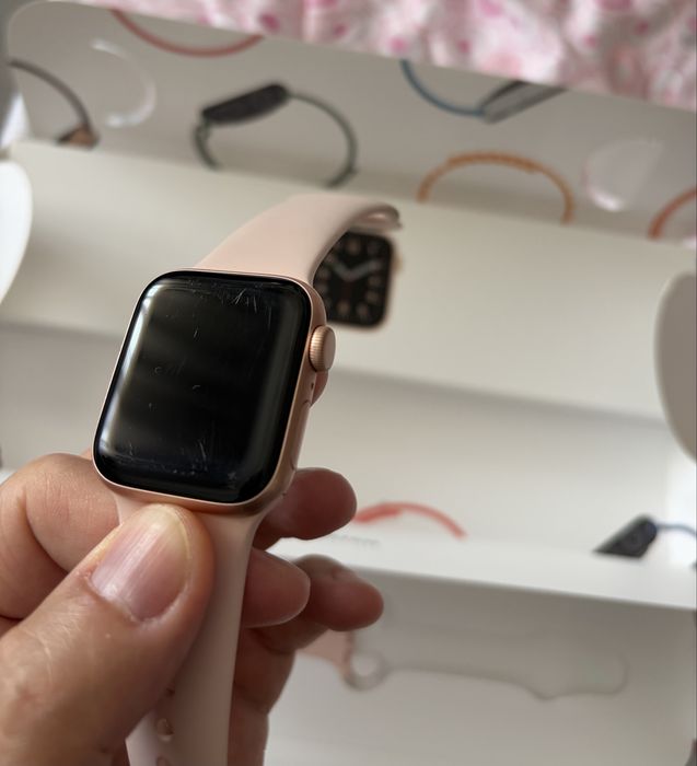 Apple Watch SE Rose Gold 40mm