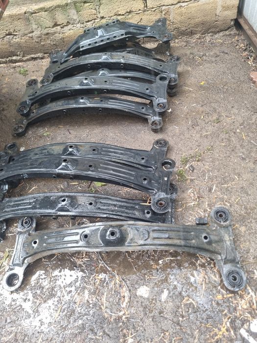 Задние балки камри 10.20.30.40