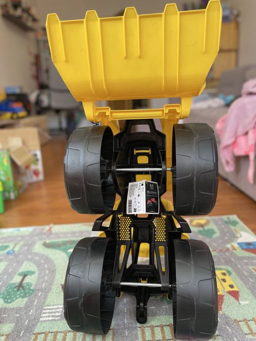 Бульдозер, толокар, екскаватор Wader Maximus