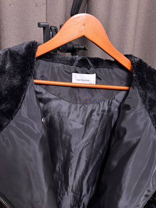 Осіння куртка з хутром