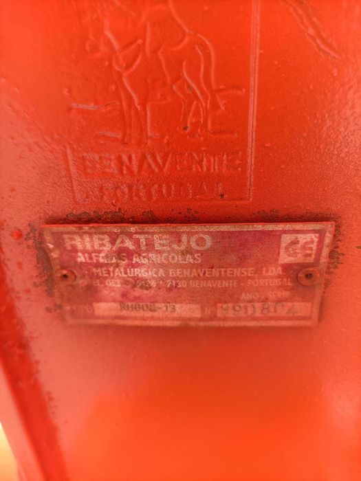 Charrua de dois ferros hidráulica Ribatejo 13 polegadas