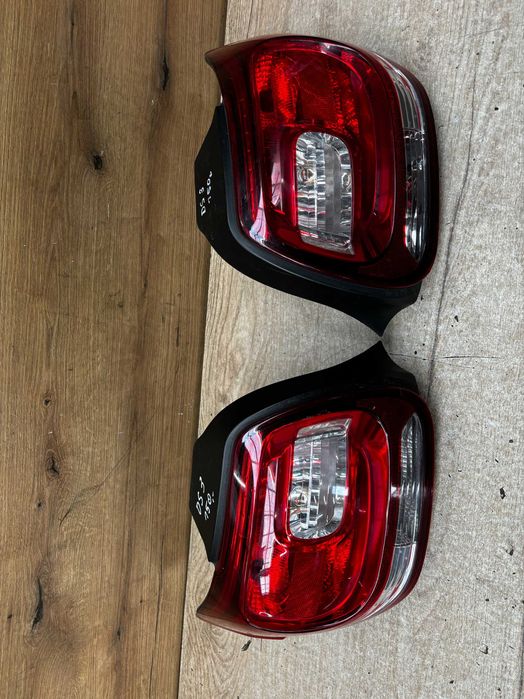 Lampa tylna lewa prawa Citroen DS3