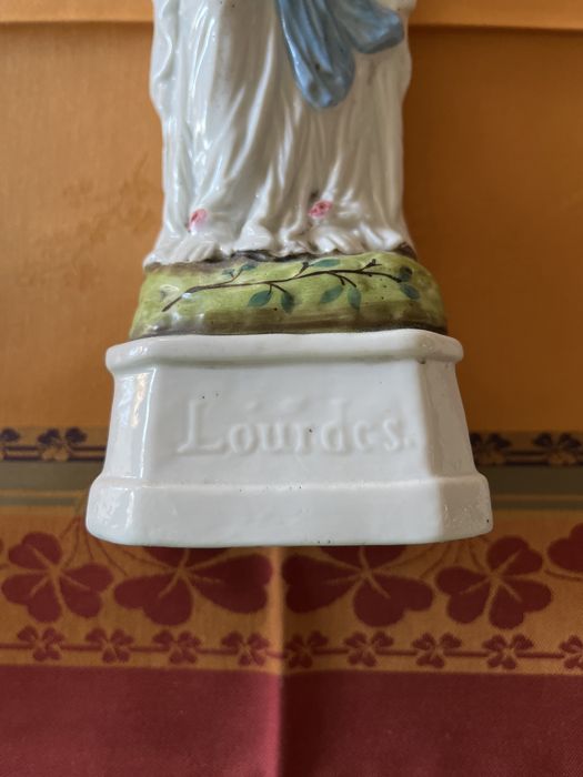 Nossa Senhora de Lourdes