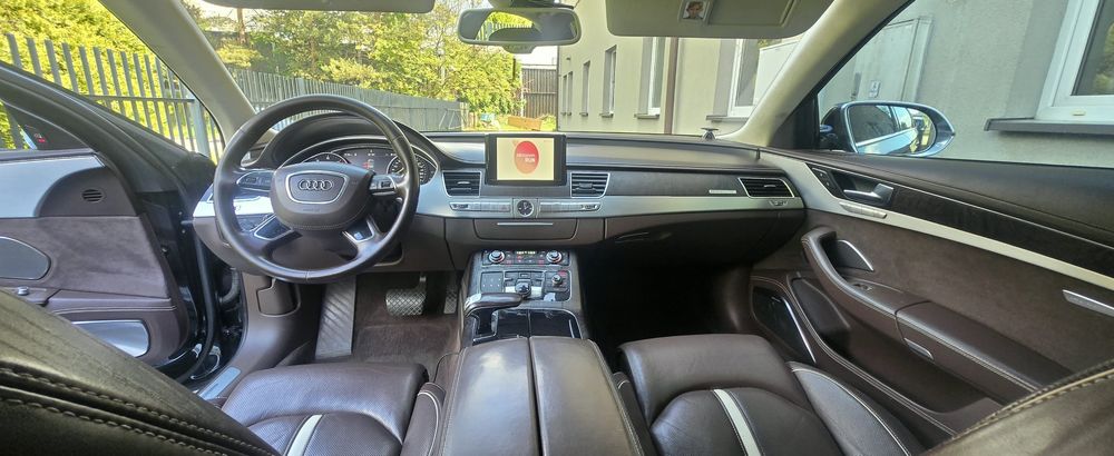 Audi A8 L W12 6.3 FSI