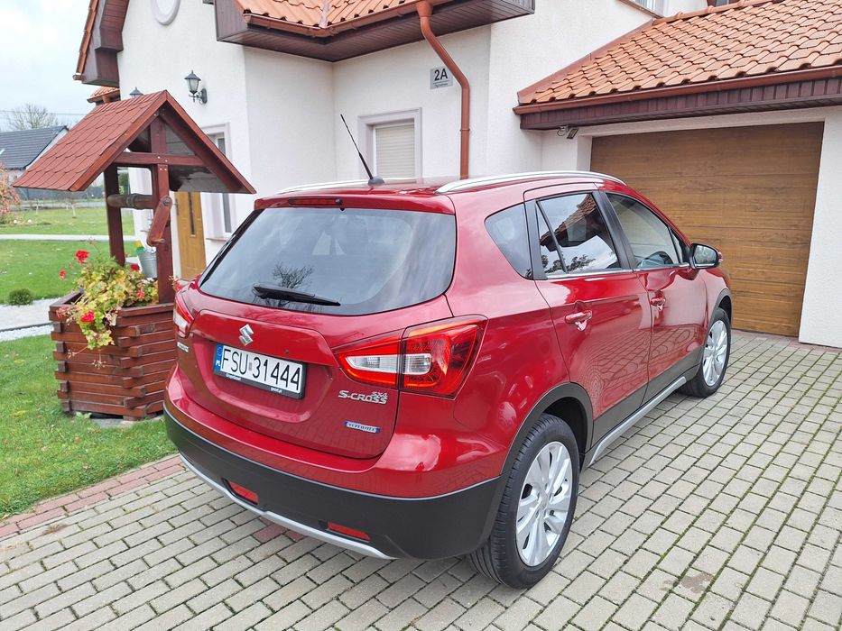 Suzuki SX4 S-CROSS Salon PL.