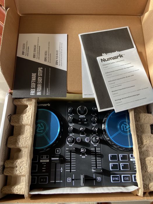 Mesa Dj Numark paty