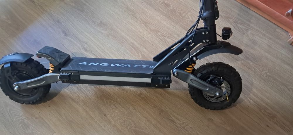 Hulajnoga elektryczna ANGWATT CS1