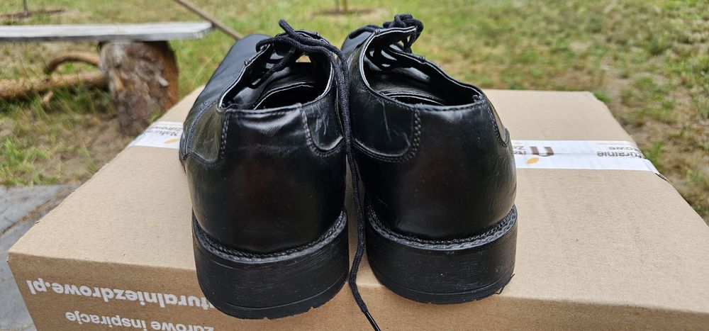 Memphis One skórzane męskie buty rozmiar 45 wkładka 31cm używane