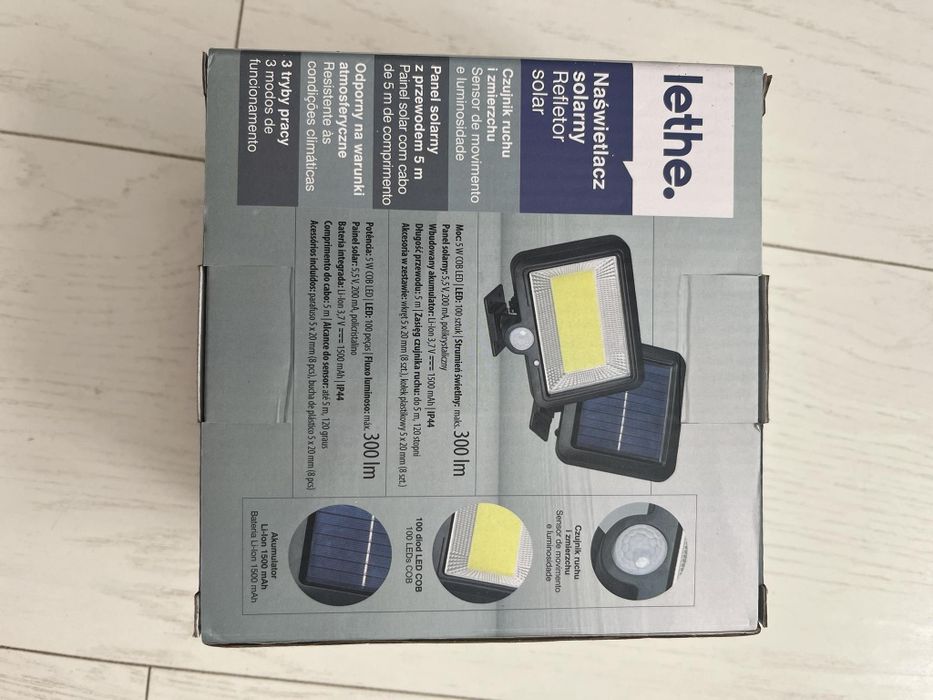 Lampa solarna lethe