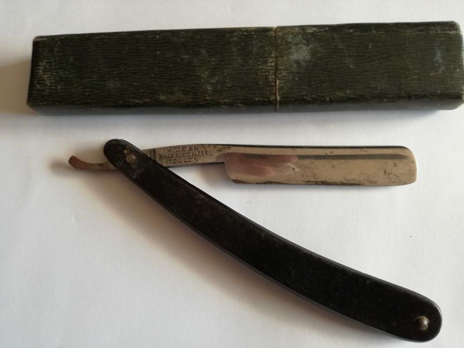 Navalha de Barbear Vintage c/Estojo-"Arnoldi-Solingen 135"