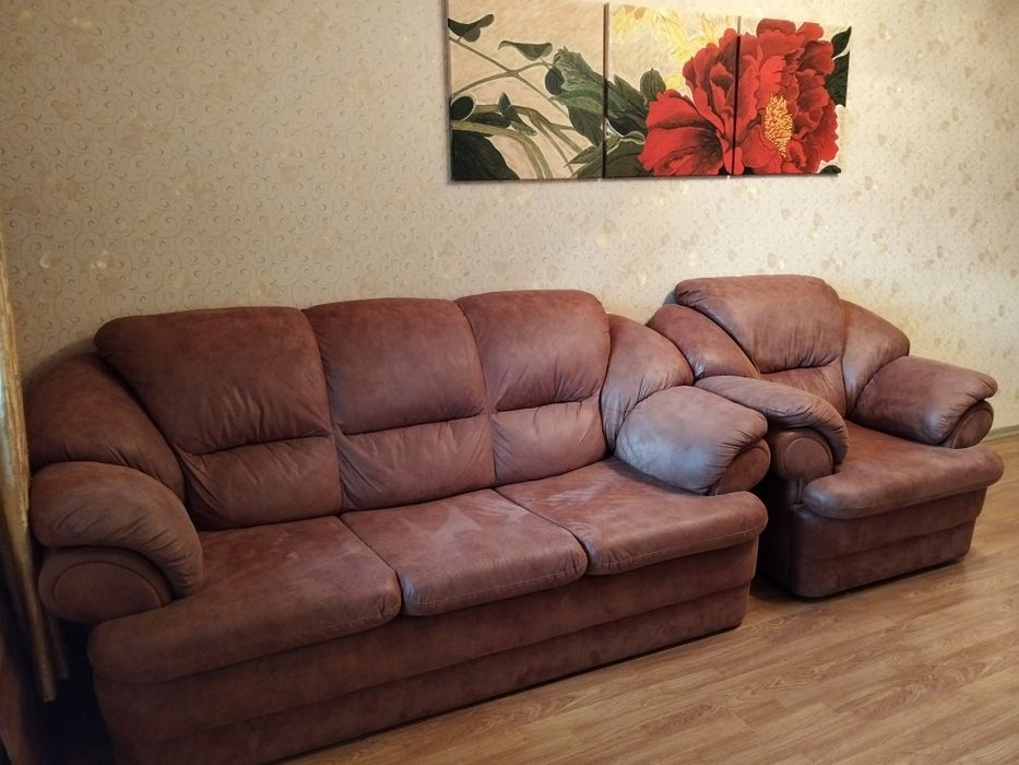 продам диван и кресло в связи с переездом