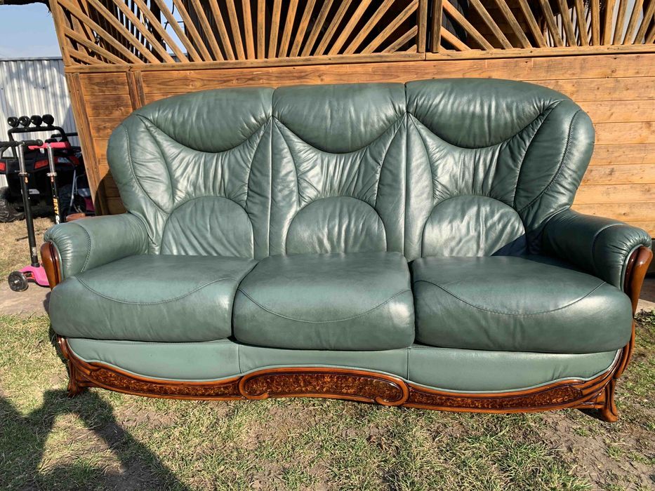 Шкіряний  диван