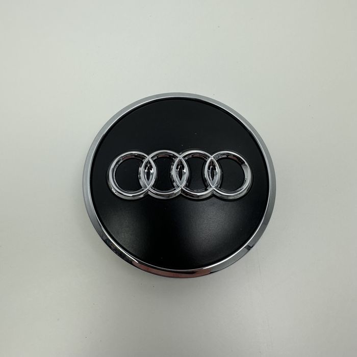 NOWY Oryginalny Dekielek Audi 61mm 8W0