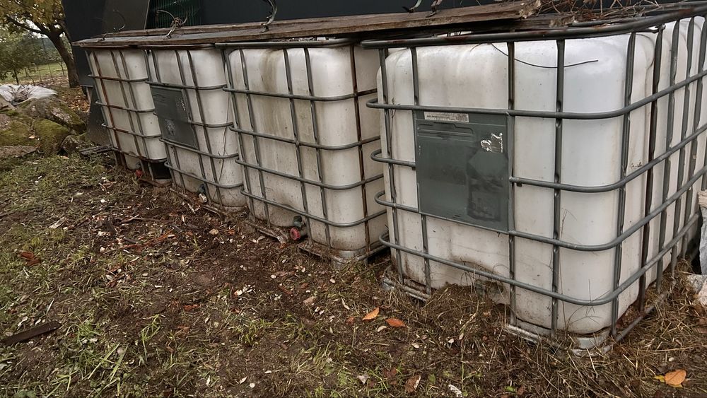 Depósitos de Água 1000 Litros – Em Excelente Estado